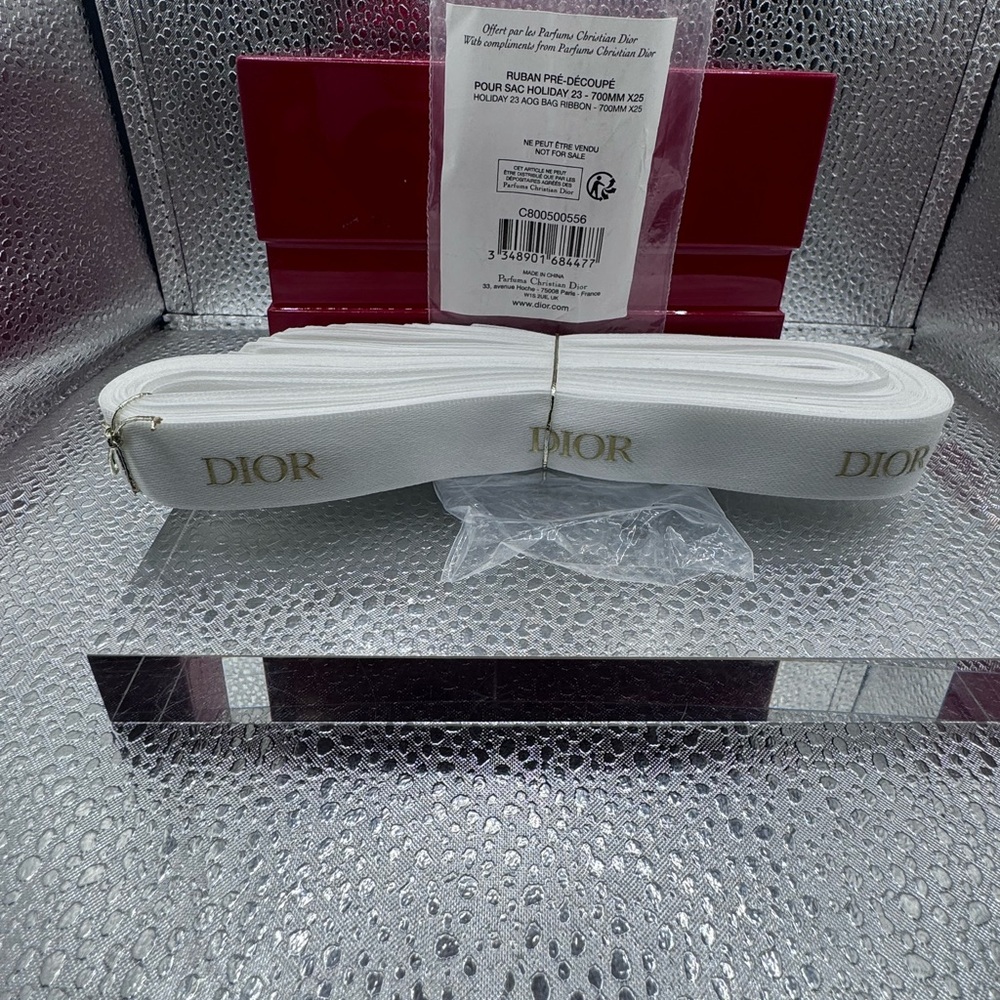 Dior gift ribbon